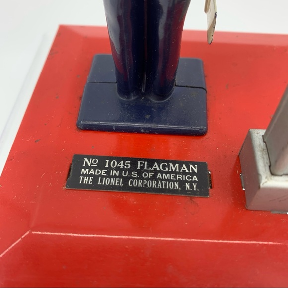 Vintage Lionel Electric Trains 1045 Operating Watchman 027 Original Box Railroad - Picture 8 of 16